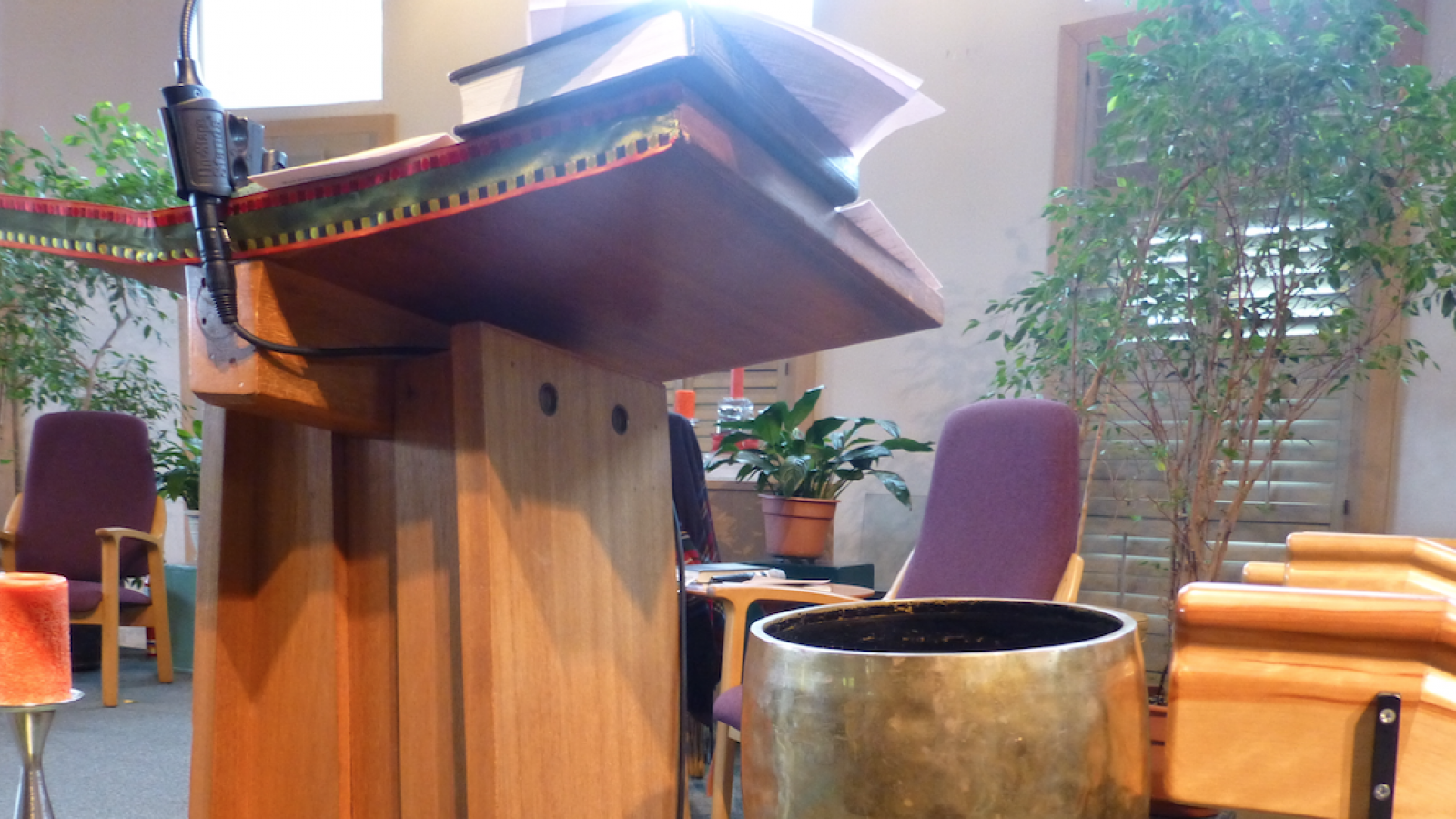 Pulpit and Temple Bell at First Unitarian Universalist Church of Columbus