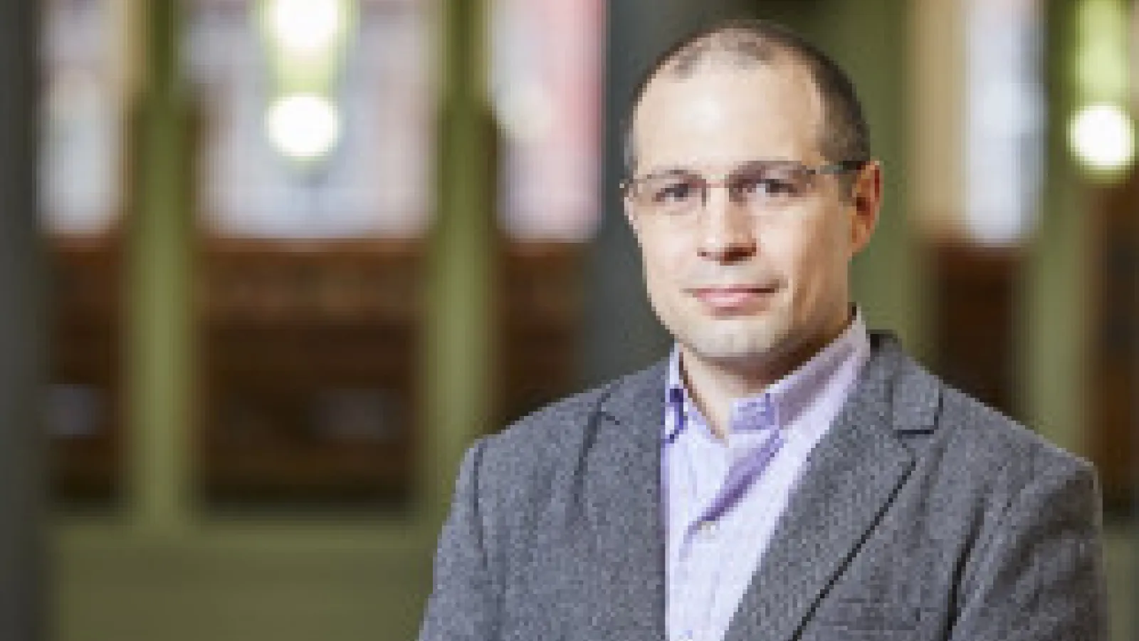 tim thurston headshot