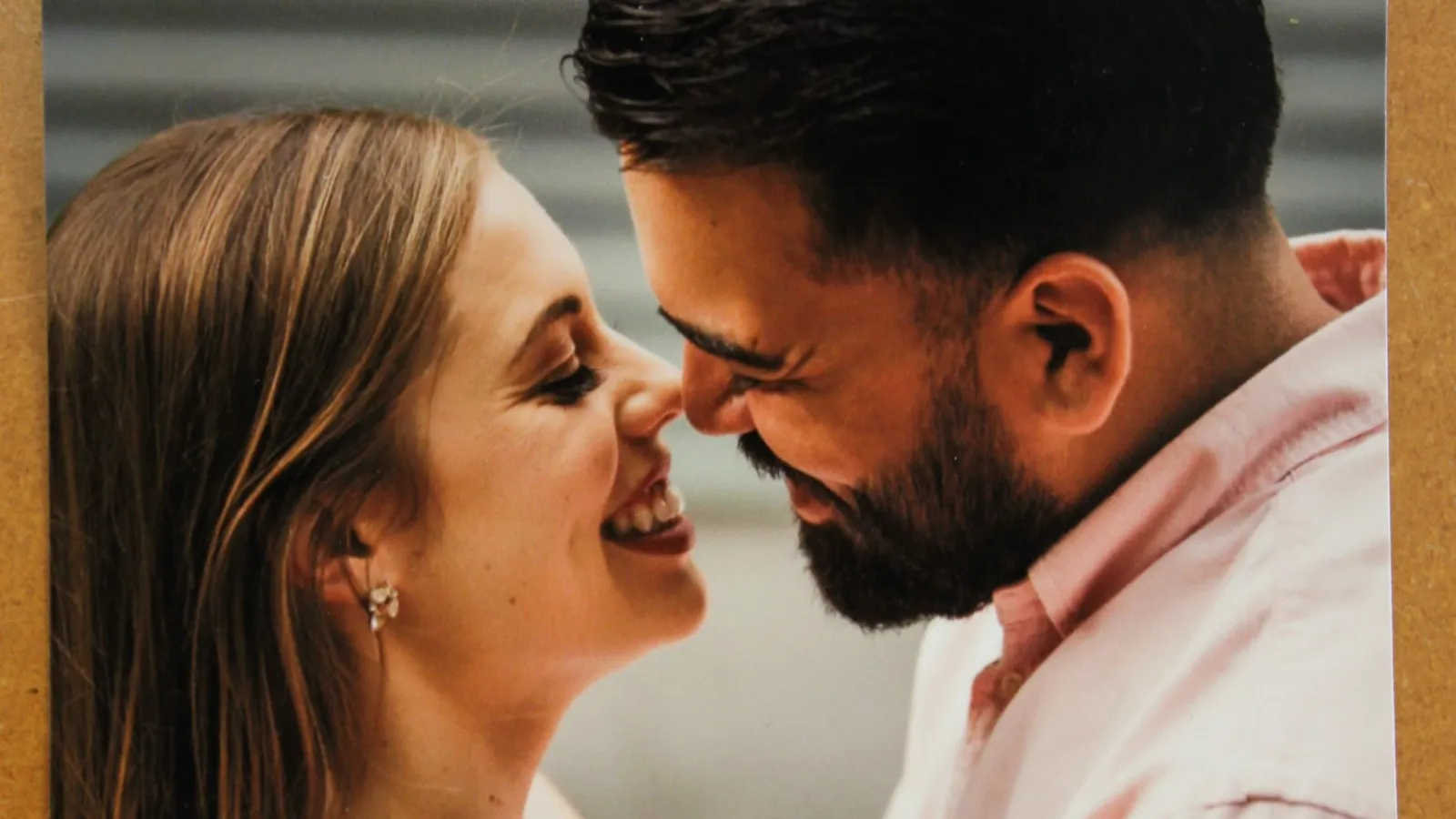 Morales Crispin y su esposa Kelsey