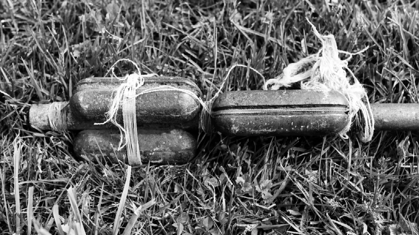 Detail--weights on bottom. Shot at Kishman Fish Co., Vermilion 1983.