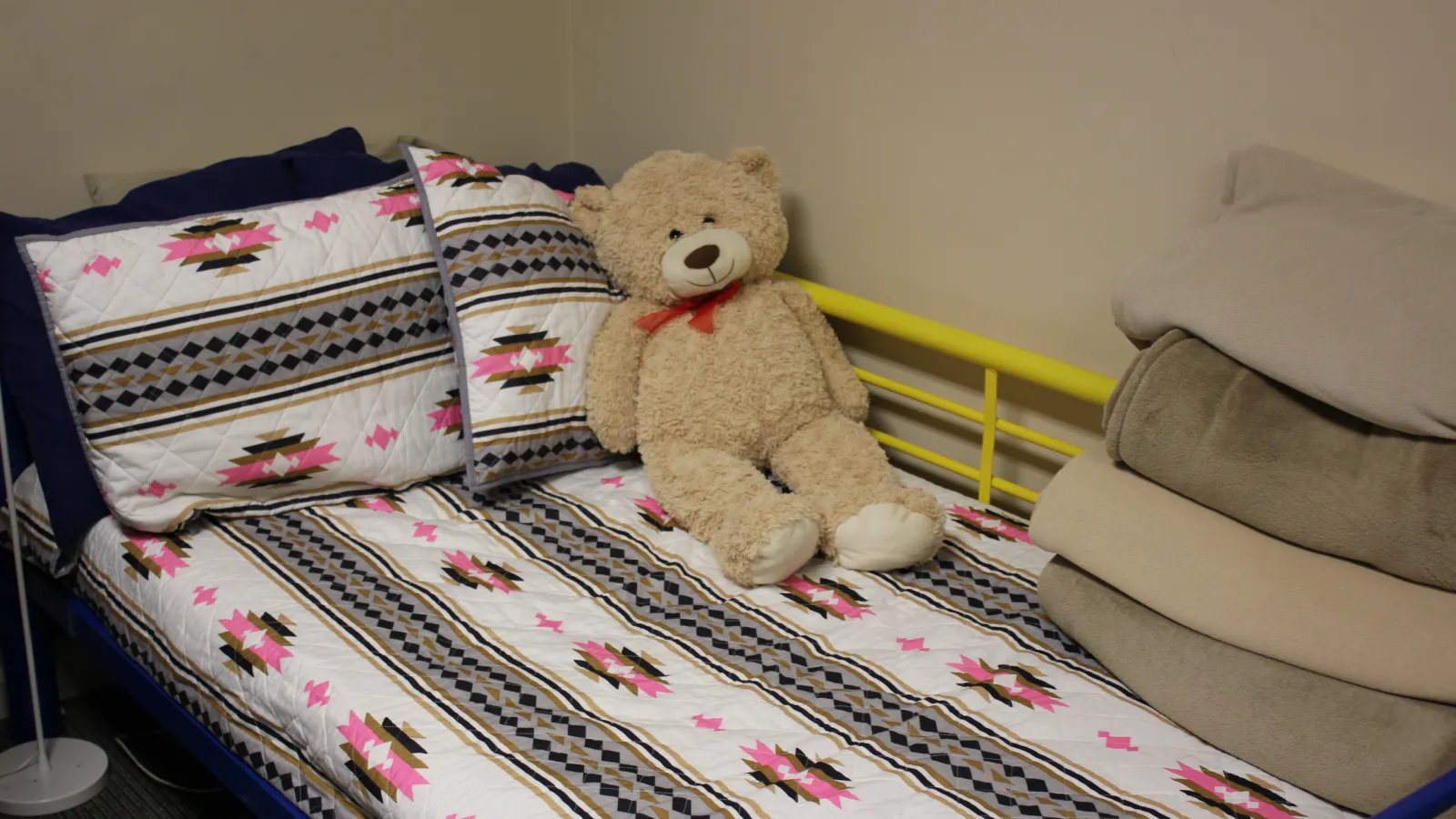 Espinal's daugther uses this bed to stay with her mom at the church