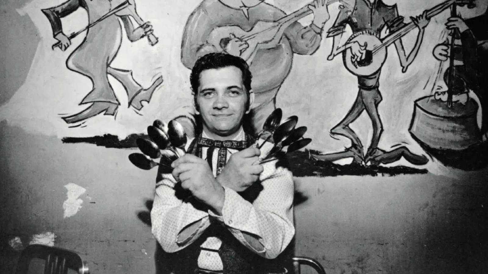 Mr. Spoons (Joe Jones) at Aunt Maudie's bar in Cincinnati in the 1970s.