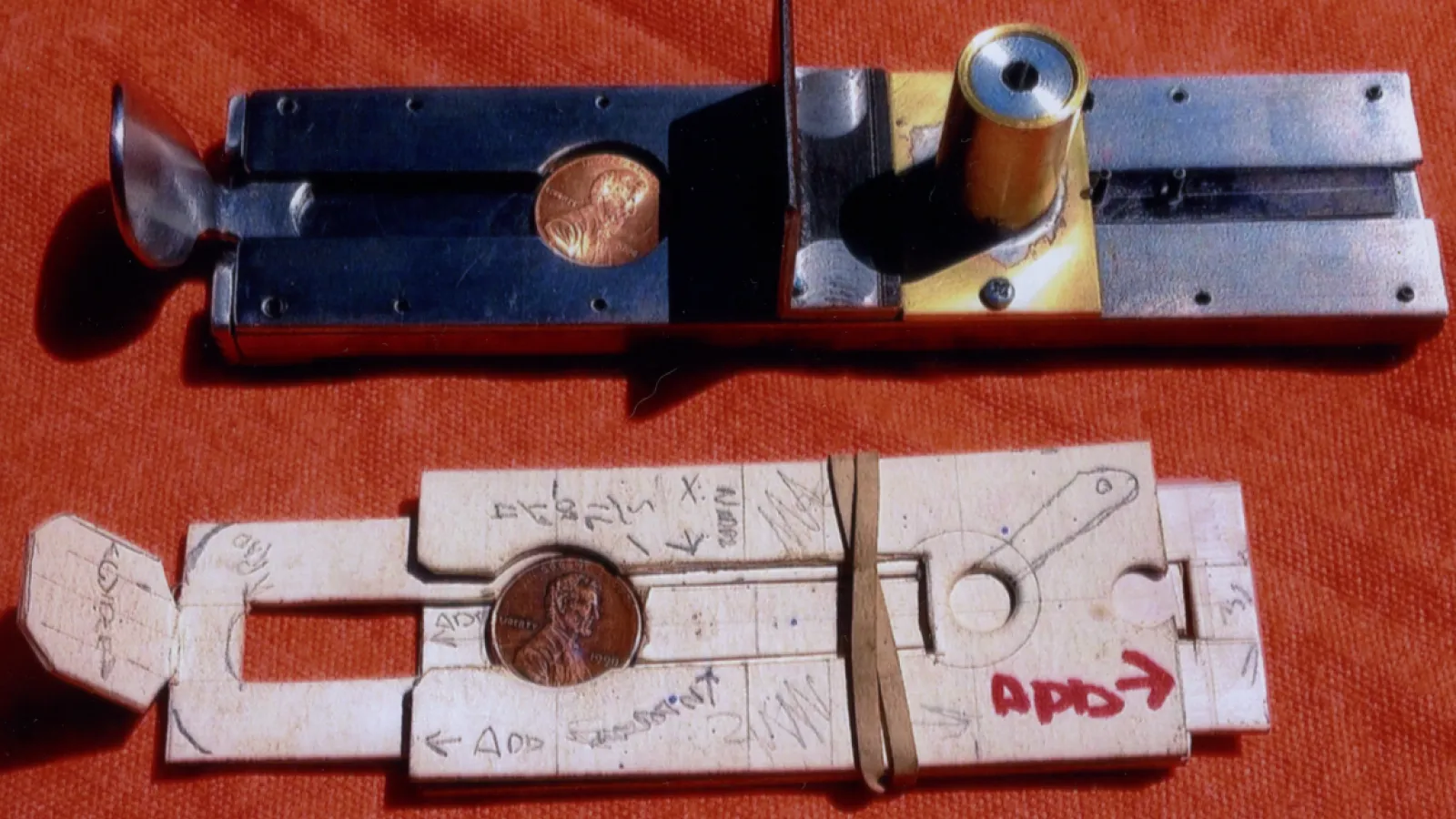 Coin mechanism for larger sculpture
