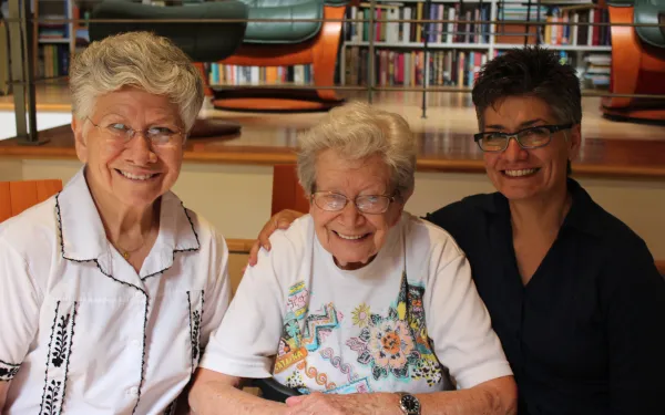 Yolanda Zepeda y tia y mama