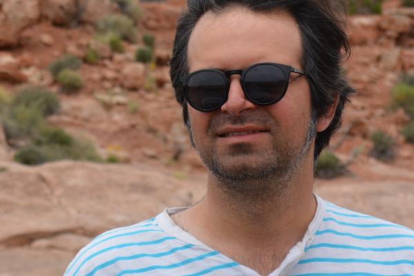 Ehsan Estiri Ehsan Estiri