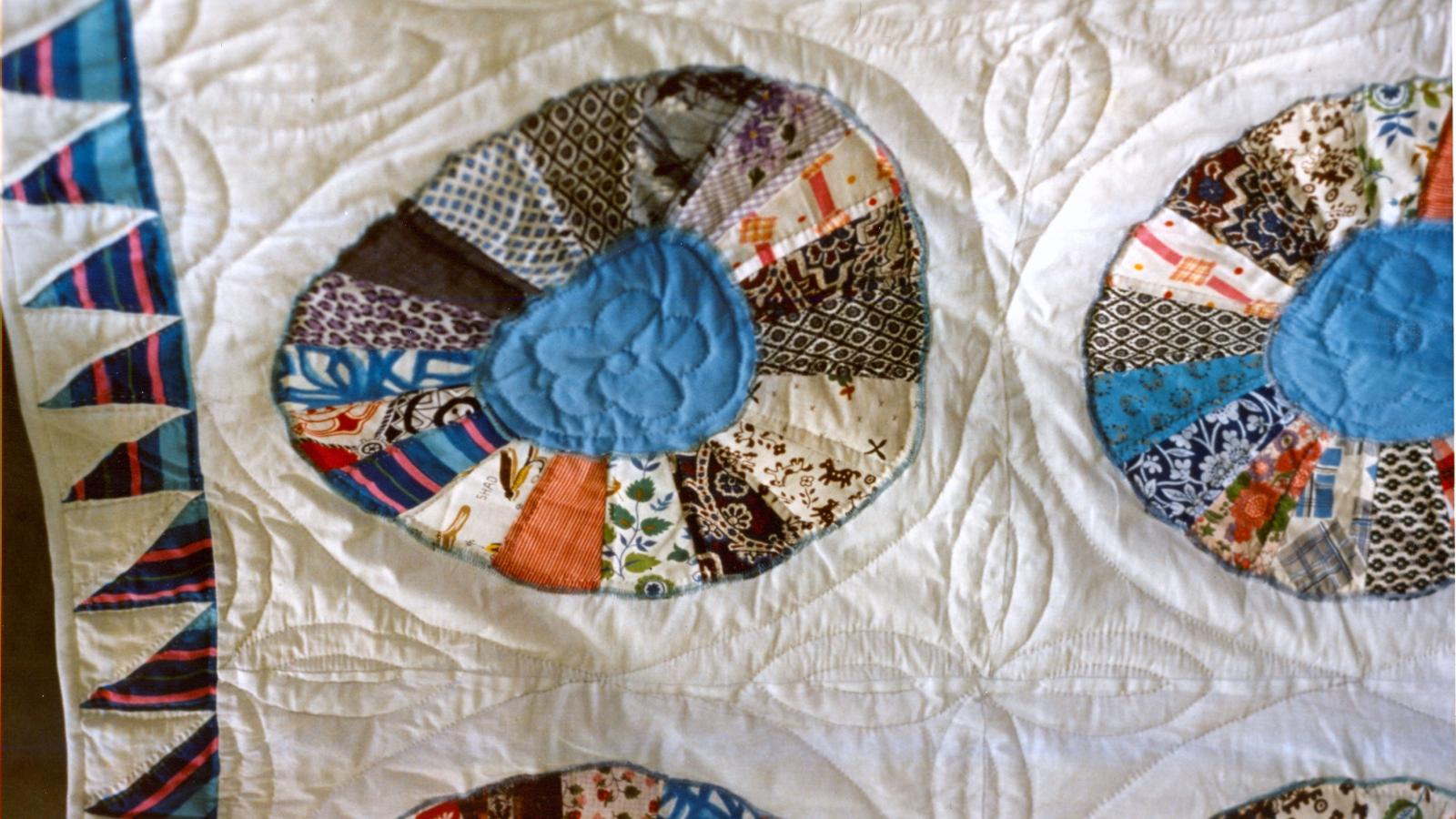 Quilt by Thora Blackwood and friends. Pomeroy, Ohio, 1977.