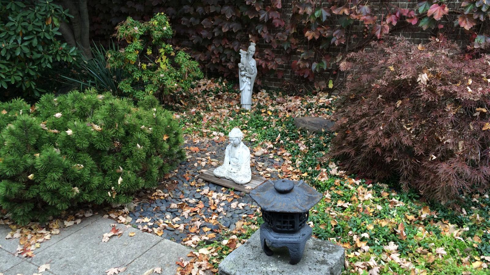 Hall opens unto the Zen Garden courtyard, the doors are left open during nice weather